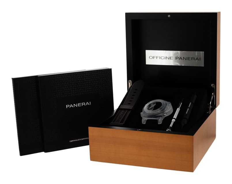 Panerai Luminor Chrono PAM00654 Image 4